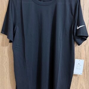 Nike Men's Dri-fit Black Short Sleeve Tee - Medium size